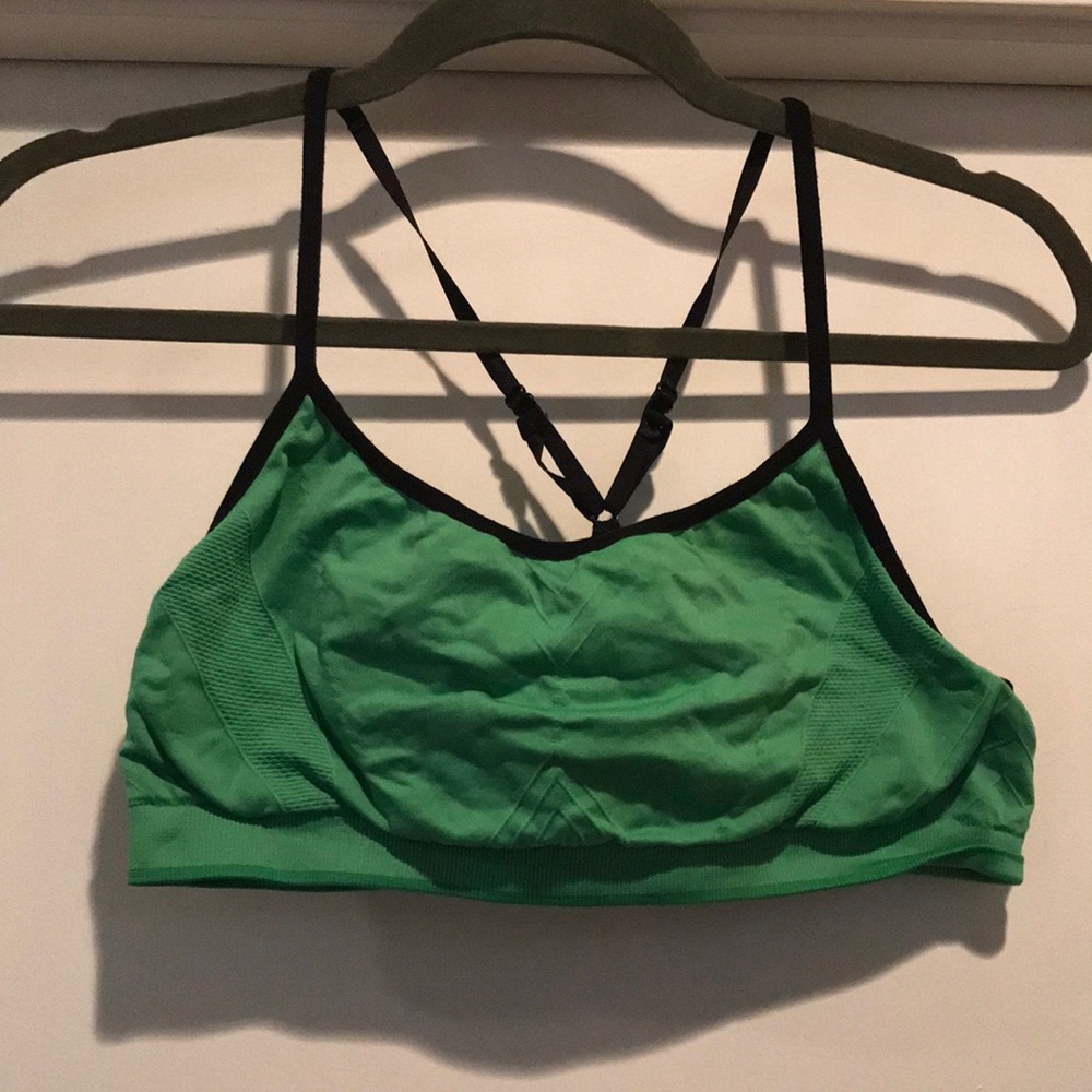 Sports bra ✨